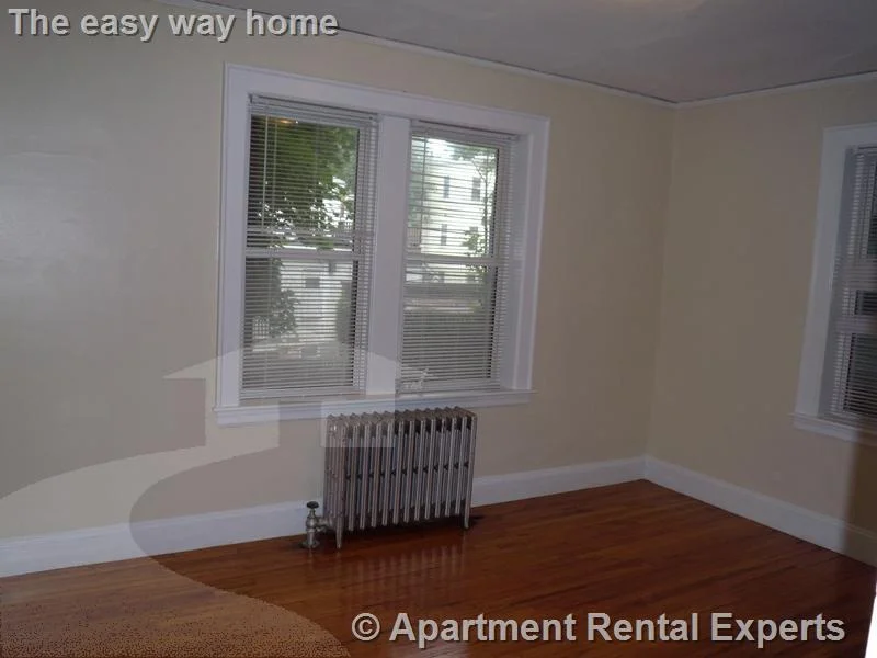 Studio bed, 1 bath apartment for rent at 4 Cogswell Ave Unit 7, North Cambridge