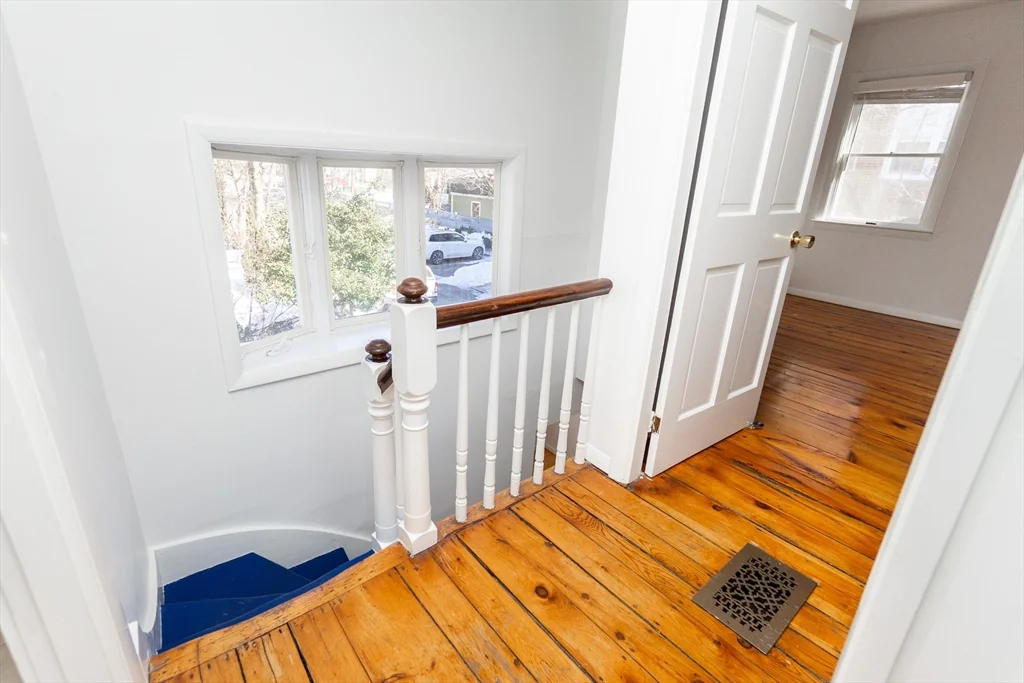 2 bed, 1 bath apartment for rent at 4 Cogswell Pl Unit 0, North Cambridge — photo 2 of 29
