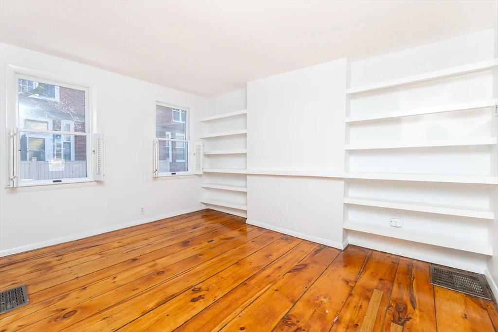 2 bed, 1 bath apartment for rent at 4 Cogswell Pl Unit 0, North Cambridge — photo 10 of 29
