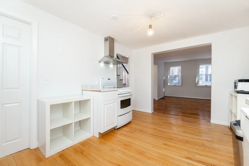 2 bed, 1 bath apartment for rent at 4 Cogswell Pl Unit 0, North Cambridge — photo 14 of 29