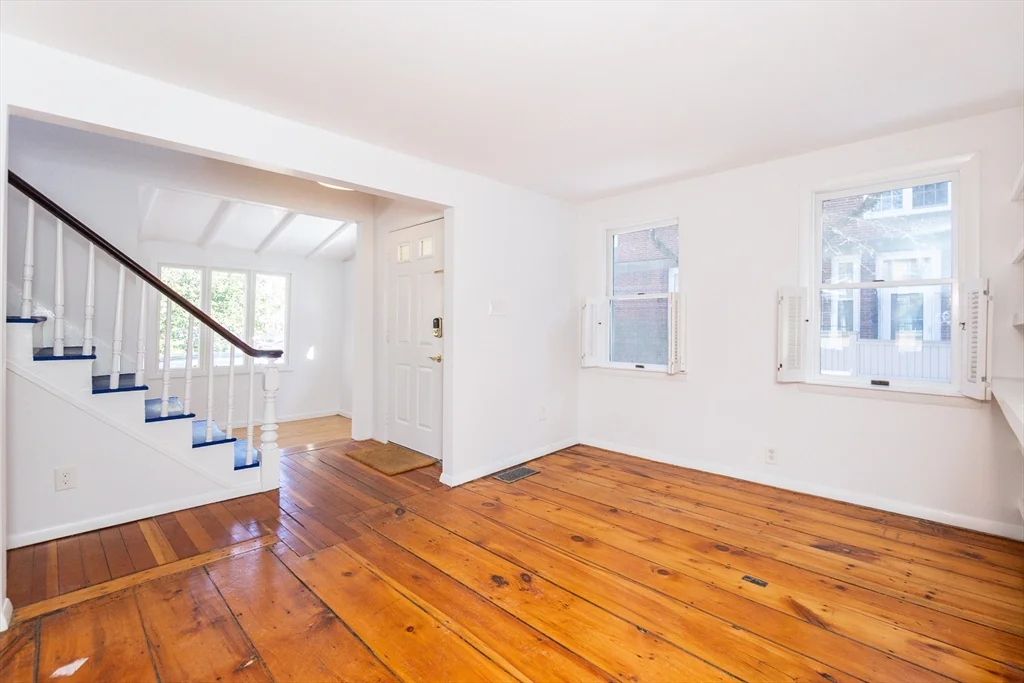 2 bed, 1 bath apartment for rent at 4 Cogswell Pl Unit 0, North Cambridge — photo 8 of 29