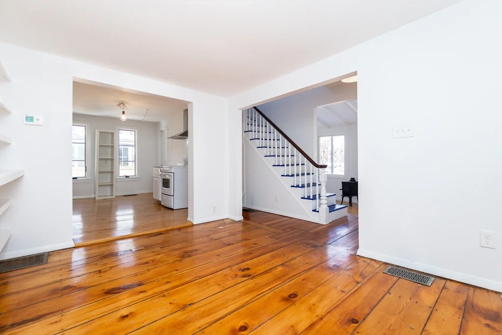 2 bed, 1 bath apartment for rent at 4 Cogswell Pl Unit 0, North Cambridge — photo 7 of 29
