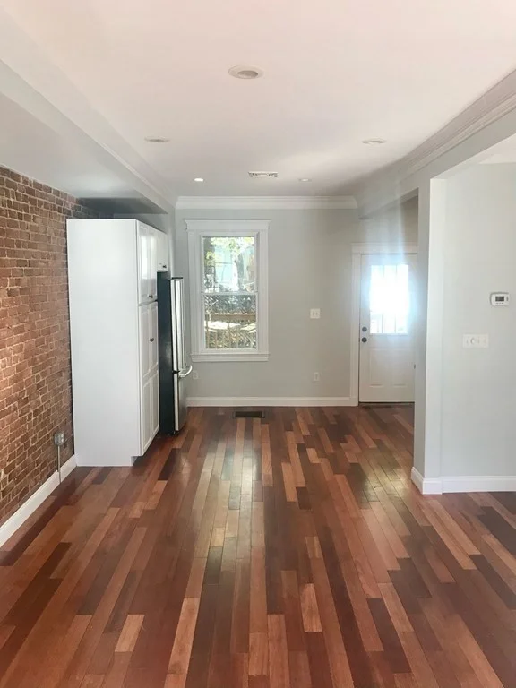 3 bed, 1.5 bath apartment for rent at 4 Colebrook St Unit 1, South Boston — photo 4 of 12