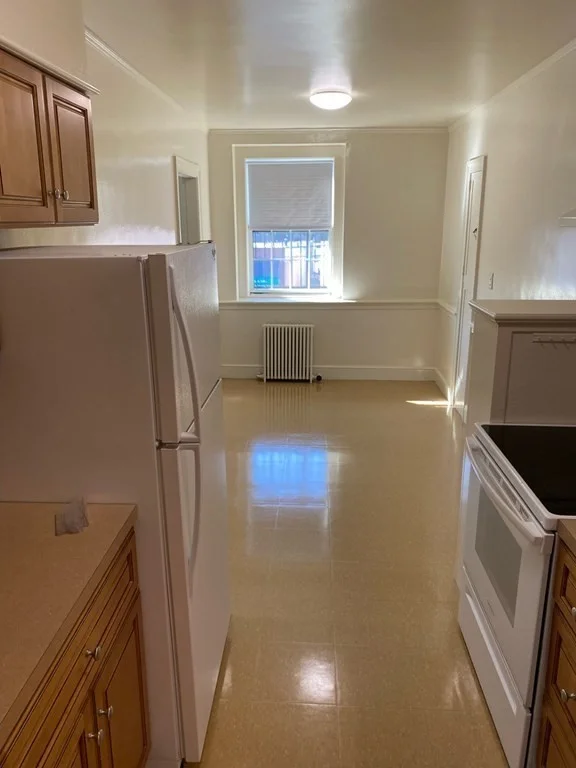 1 bed, 1 bath apartment for rent at 4 Columbian St Unit 6, Weymouth — photo 8 of 12