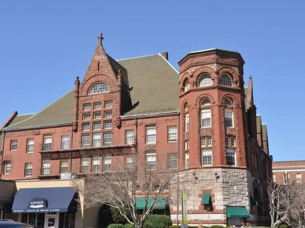 1 bed, 1 bath apartment for rent at 4 Columbian St Unit 6, Weymouth