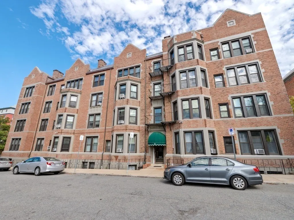 1 bed, 1 bath apartment for rent at 4 Commonwealth Ct Unit 14, Brighton — photo 11 of 11