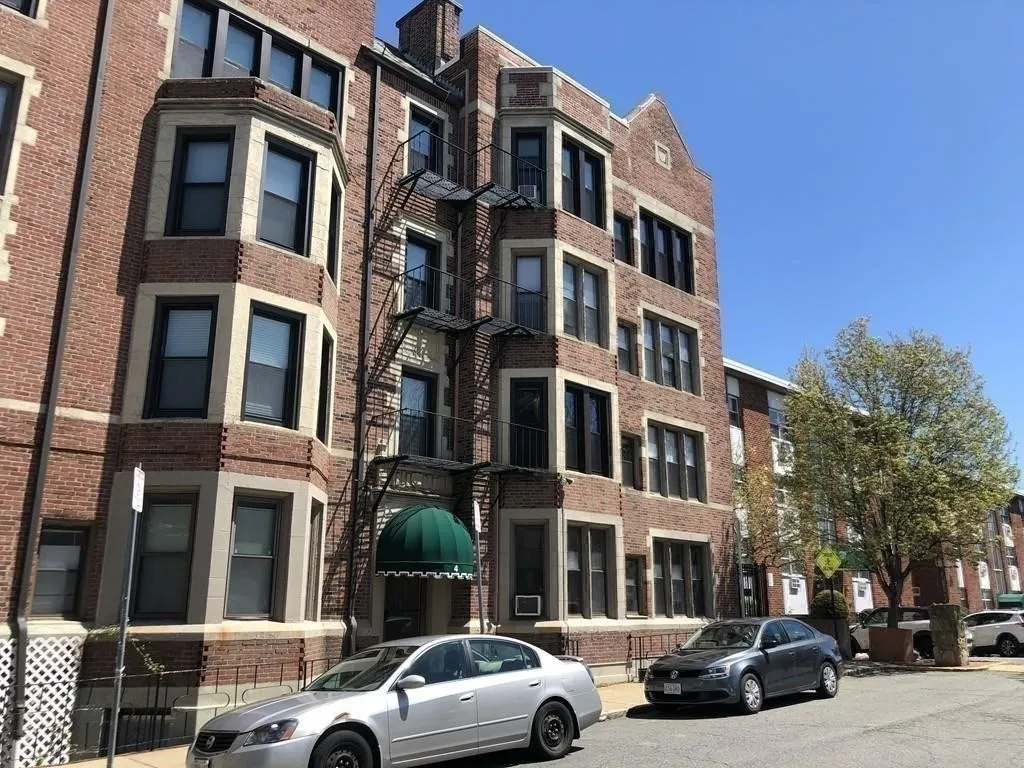 1 bed, 1 bath apartment for rent at 4 Commonwealth Ct Unit 17, Brighton — photo 10 of 10