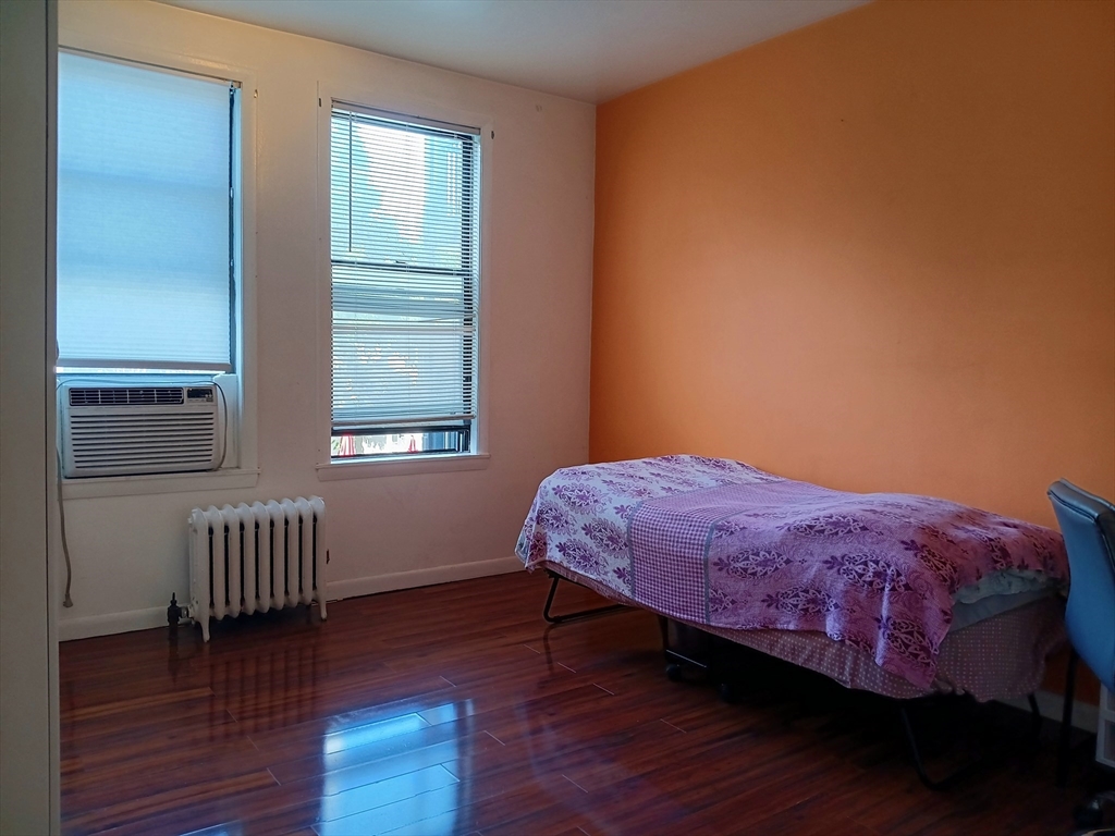 1 bed, 1 bath apartment for rent at 4 Commonwealth Ct Unit 7, Brighton — photo 3 of 15