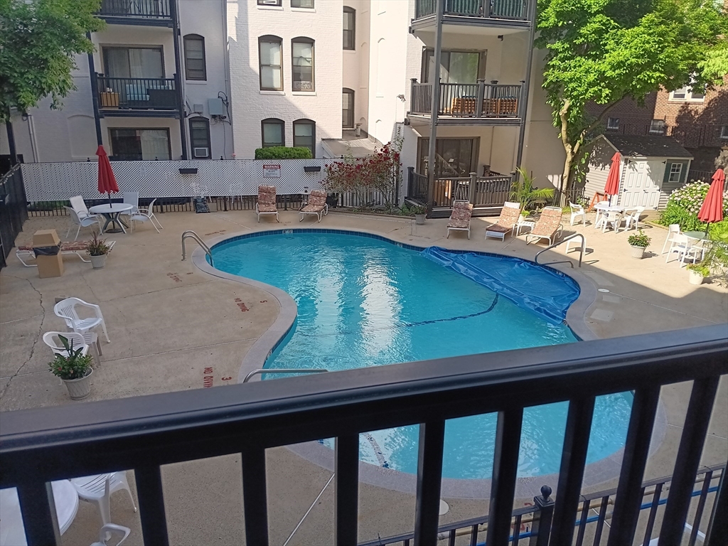 1 bed, 1 bath apartment for rent at 4 Commonwealth Ct Unit 7, Brighton — photo 9 of 15
