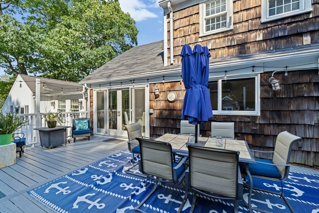 4 bed, 2 bath apartment for rent at 4 Country Dr, South Hingham — photo 29 of 37