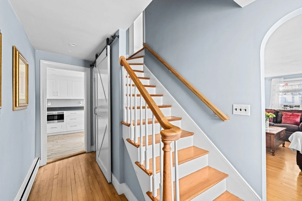 4 bed, 2 bath apartment for rent at 4 Country Dr, South Hingham — photo 13 of 37