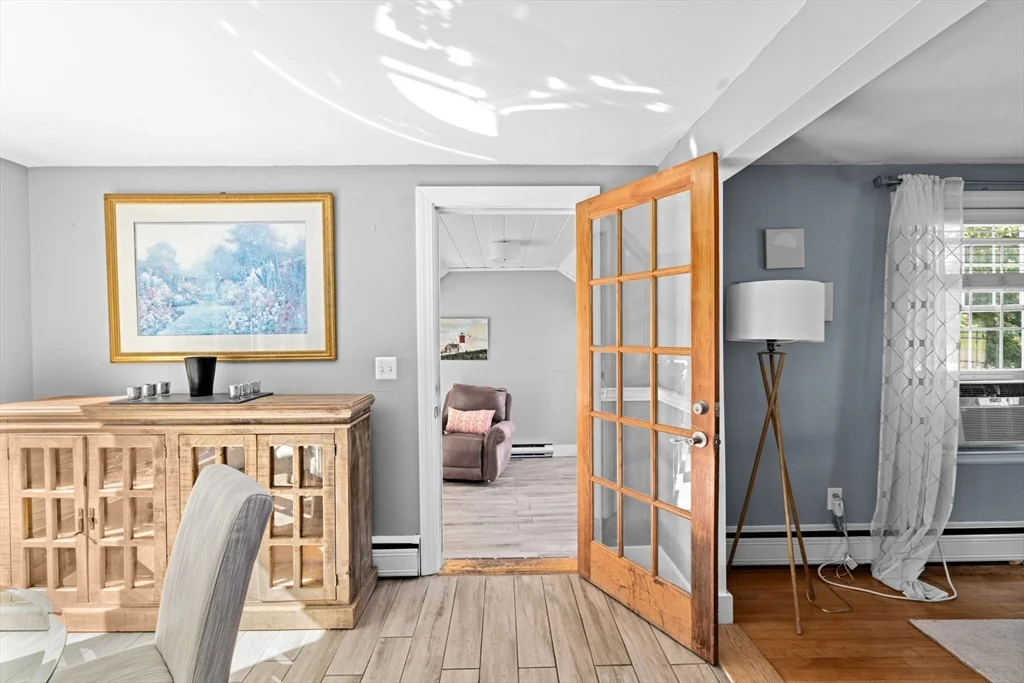 4 bed, 2 bath apartment for rent at 4 Country Dr, South Hingham — photo 8 of 37
