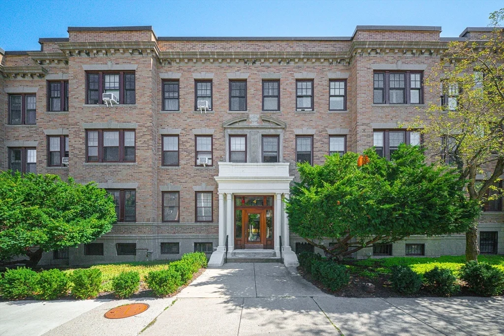 1 bed, 1 bath apartment for rent at 4 Crawford St Unit U4, Mid Cambridge — photo 19 of 22