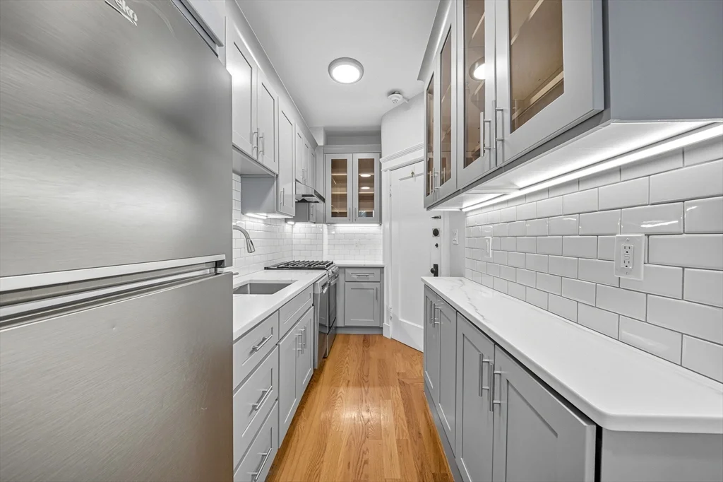 1 bed, 1 bath apartment for rent at 4 Crawford St Unit U4, Mid Cambridge — photo 9 of 22