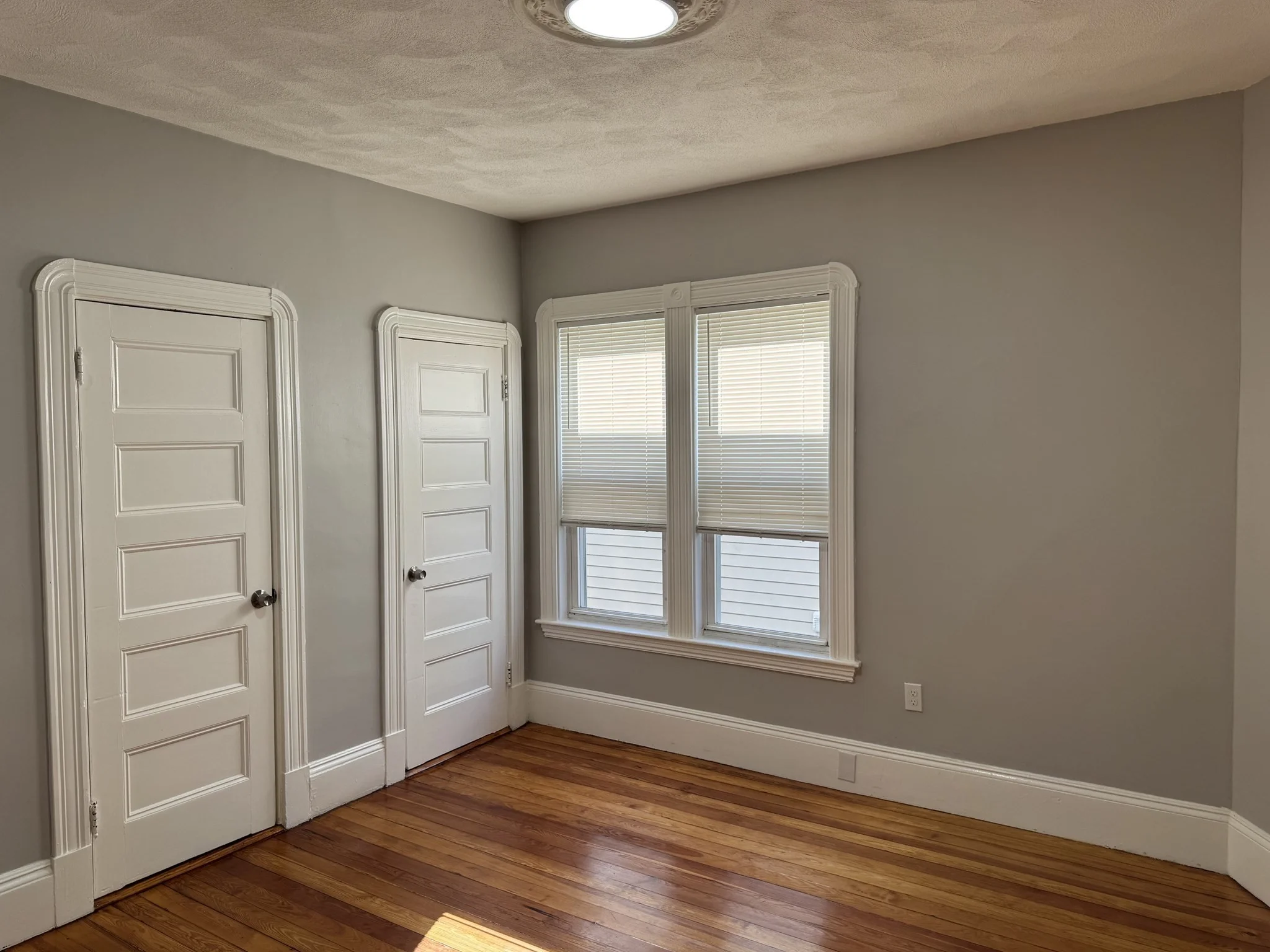 3 bed, 1 bath apartment for rent at 4 Creston Park Unit 3, Dorchester — photo 14 of 19
