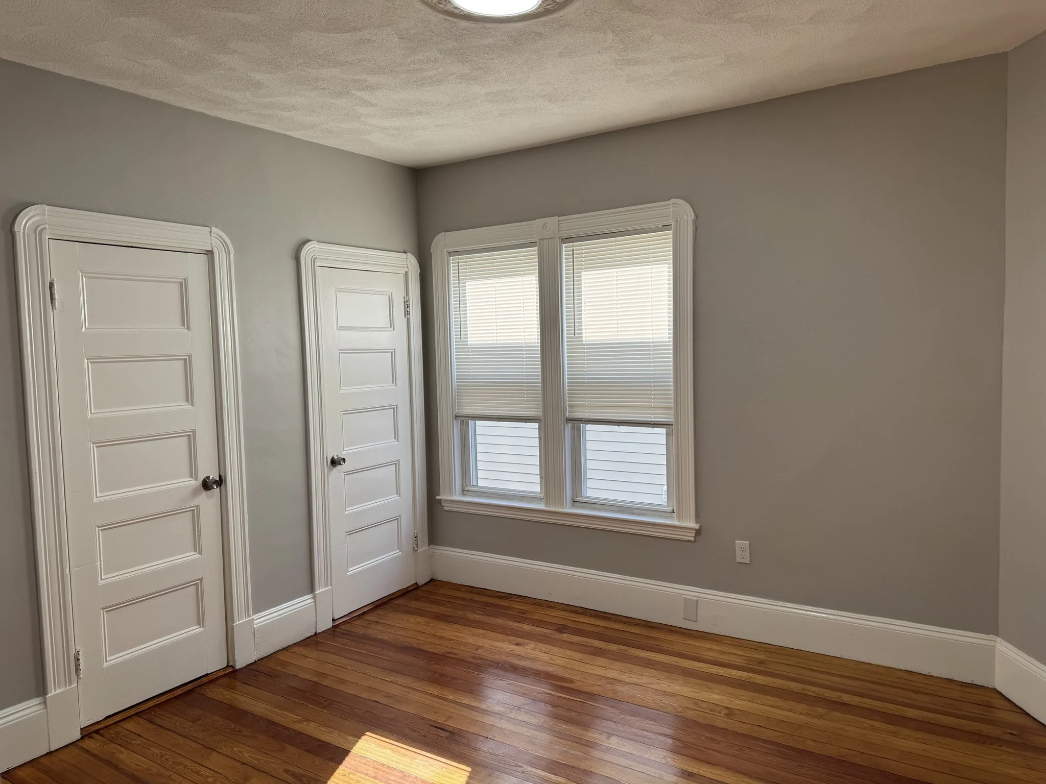 3 bed, 1 bath apartment for rent at 4 Creston Park Unit 3, Dorchester — photo 7 of 19
