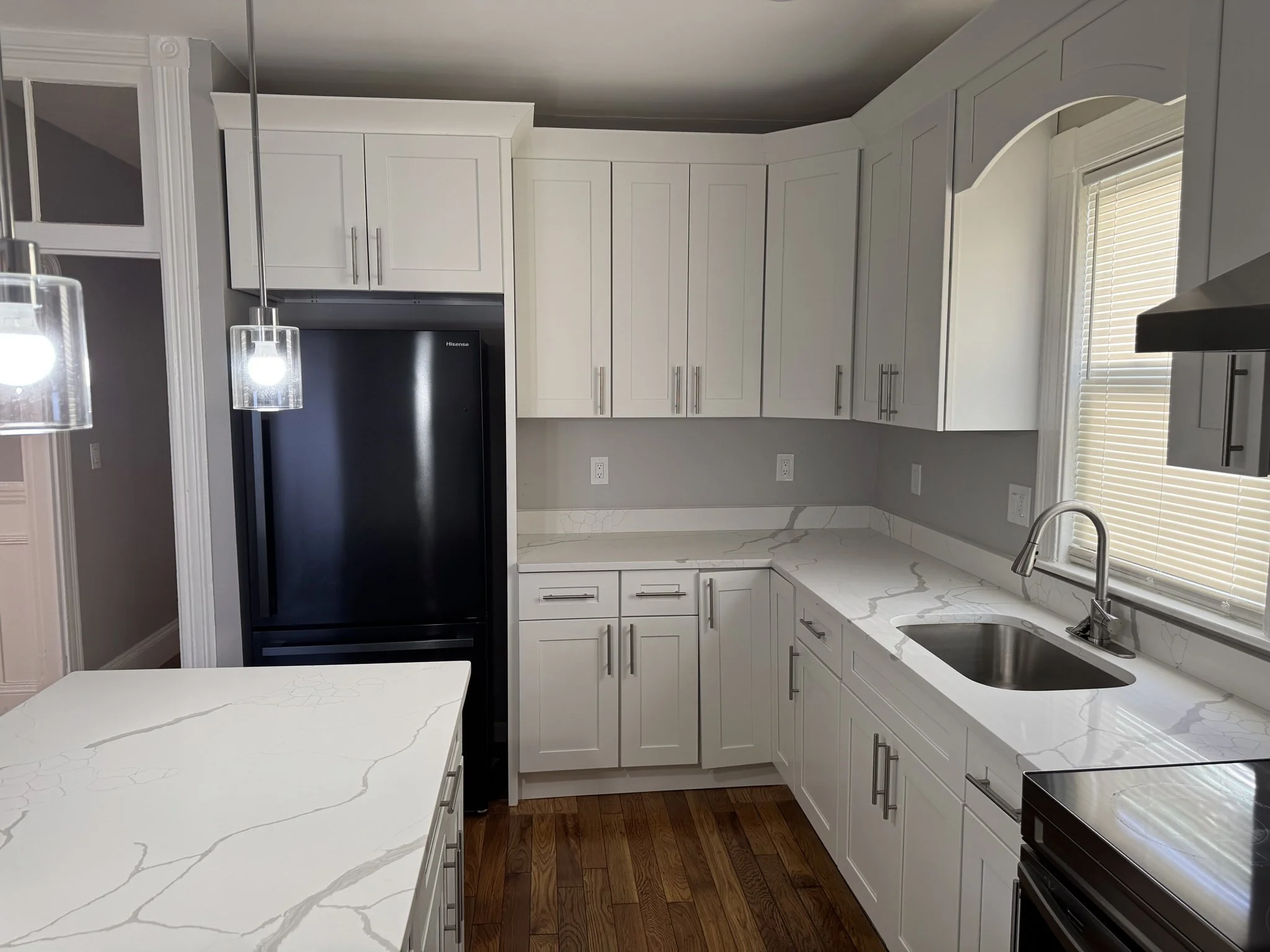 3 bed, 1 bath apartment for rent at 4 Creston Park Unit 3, Dorchester — photo 3 of 19