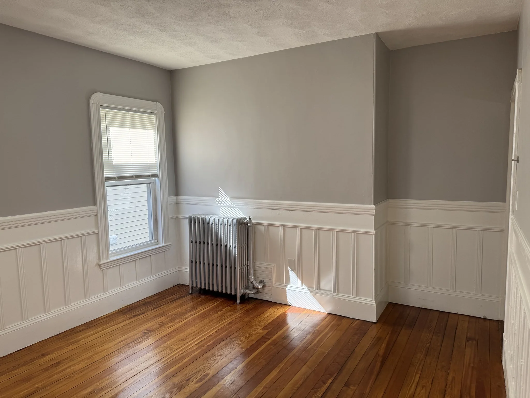 3 bed, 1 bath apartment for rent at 4 Creston Park Unit 3, Dorchester — photo 5 of 19