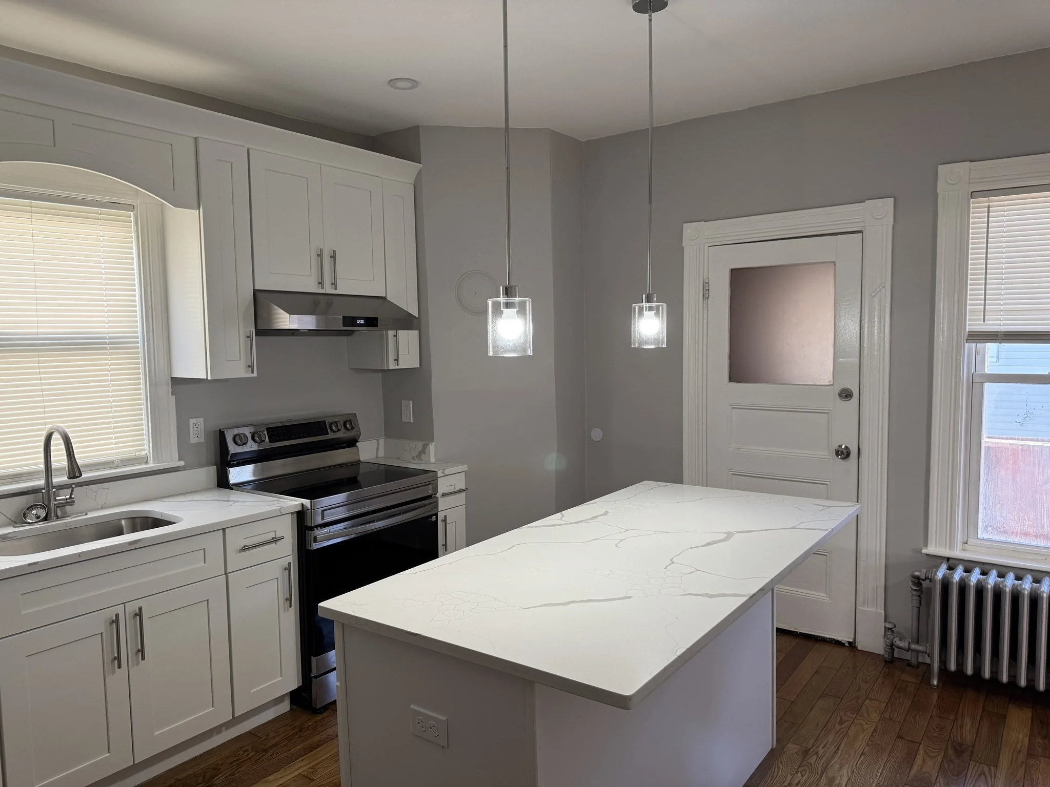 3 bed, 1 bath apartment for rent at 4 Creston Park Unit 3, Dorchester