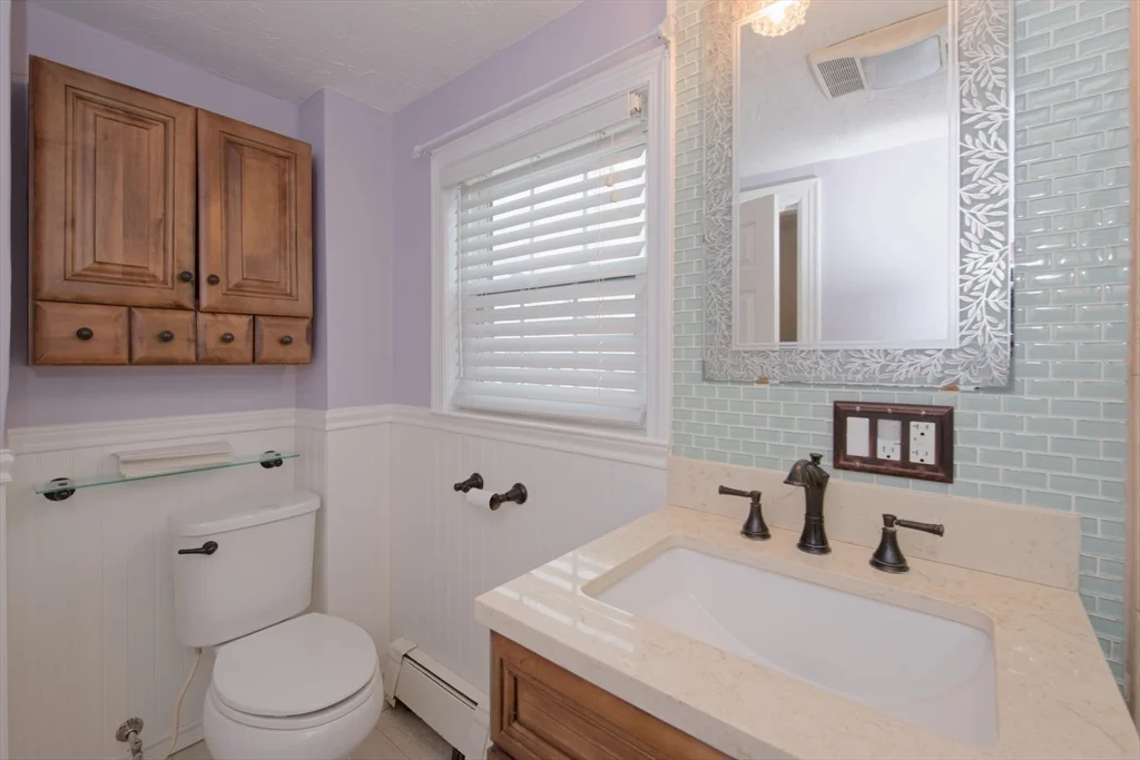 3 bed, 1 bath apartment for rent at 4 Cunniff Ave, Milford — photo 18 of 25