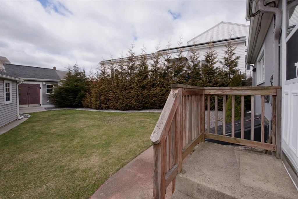 3 bed, 1 bath apartment for rent at 4 Cunniff Ave, Milford — photo 25 of 25