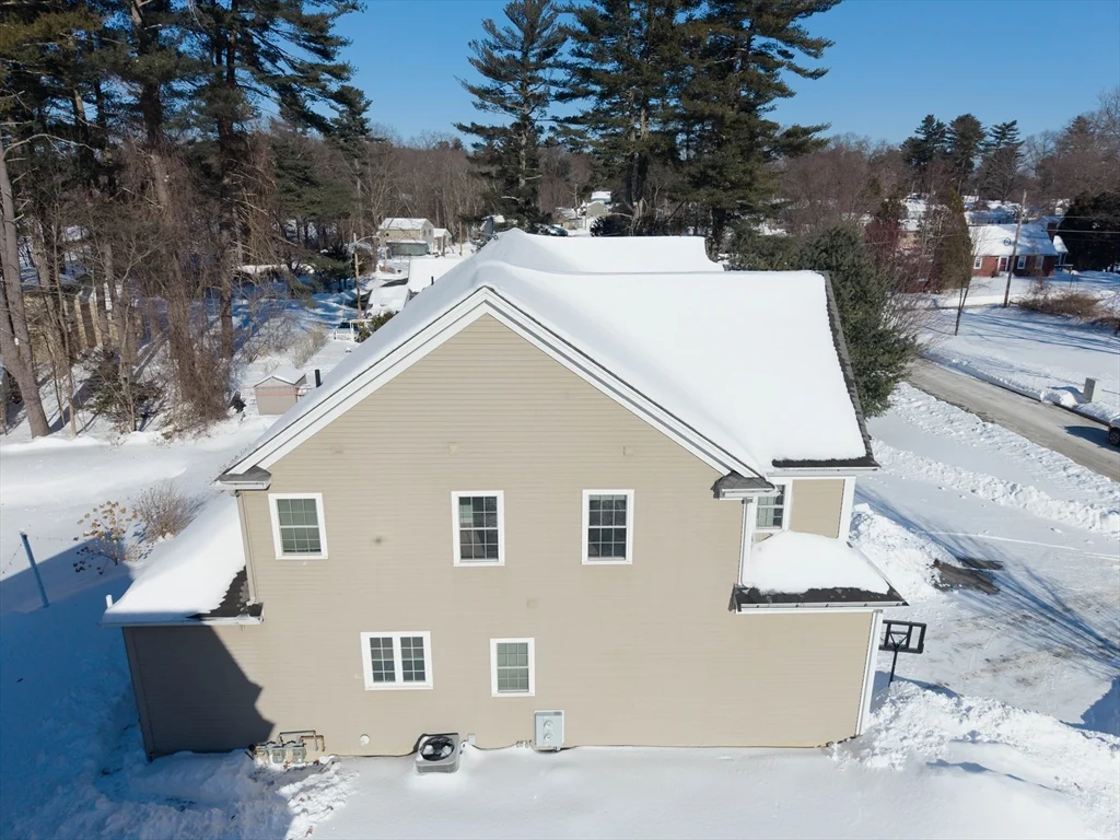 3 bed, 2 bath apartment for rent at 4 Cyrus Way Unit 4, Northborough — photo 35 of 36