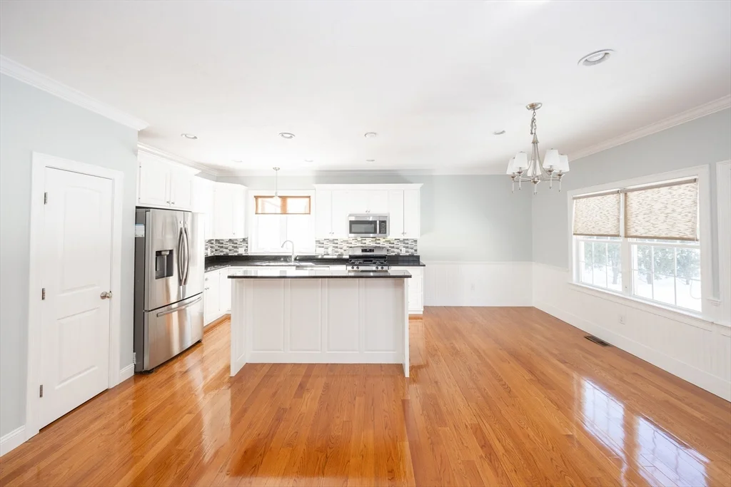3 bed, 2 bath apartment for rent at 4 Cyrus Way Unit 4, Northborough — photo 10 of 36