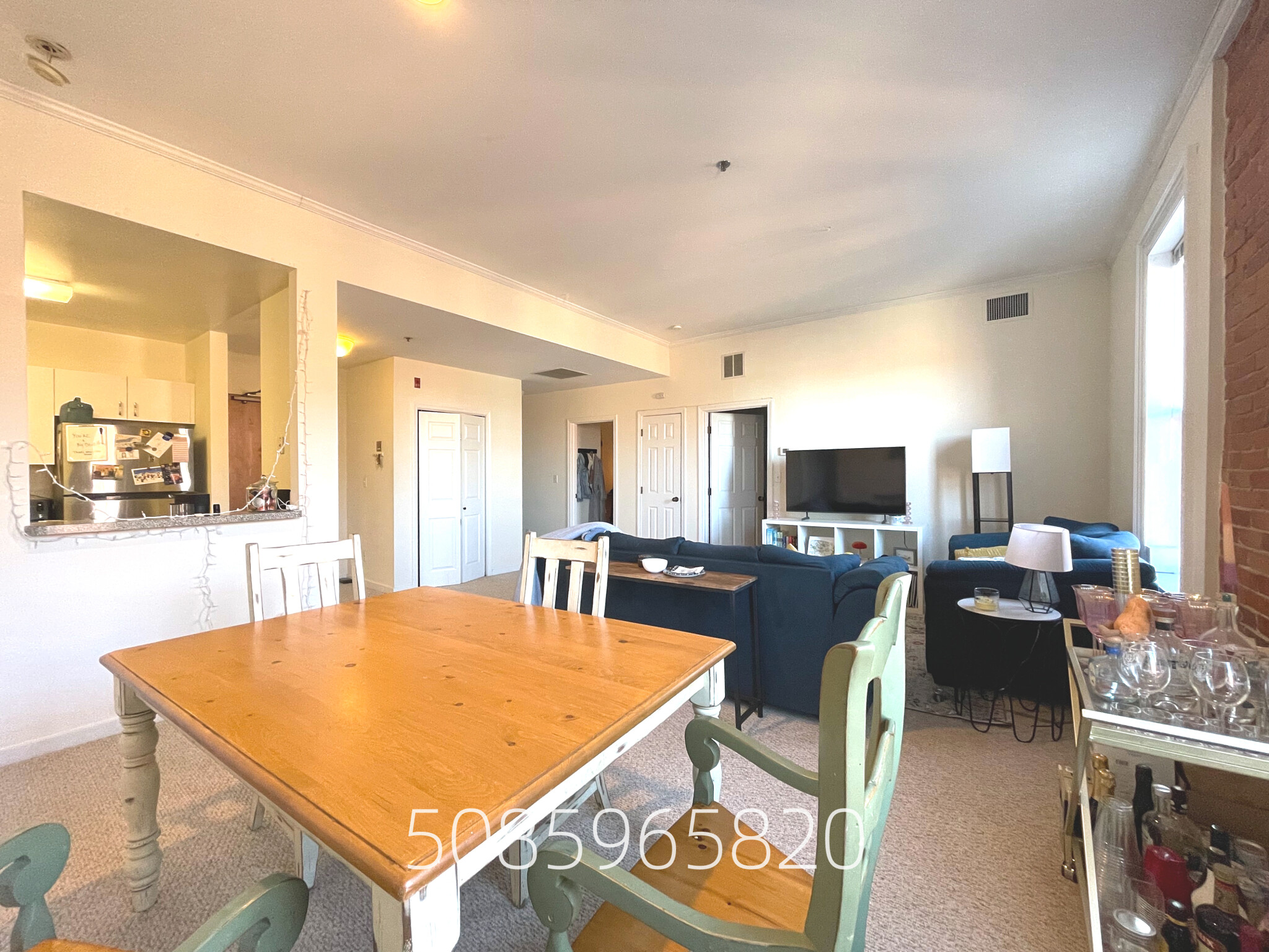 3 bed, 2 bath apartment for rent at 4 Davis Ave Unit 3A, Emerson Gardens — photo 2 of 8