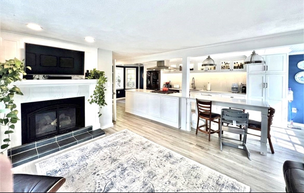 2 bed, 2 bath apartment for rent at 4 Day St Unit 4R, North Cambridge