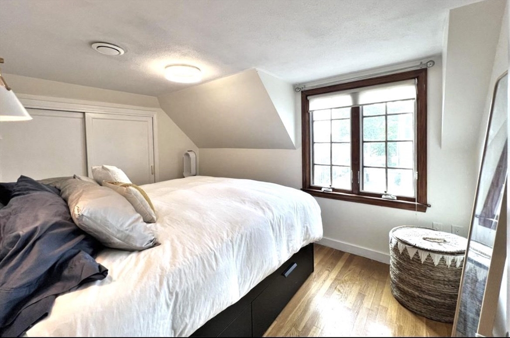 2 bed, 2 bath apartment for rent at 4 Day St Unit 4R, North Cambridge — photo 10 of 25