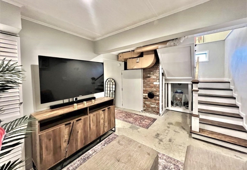 2 bed, 2 bath apartment for rent at 4 Day St Unit 4R, North Cambridge — photo 18 of 25