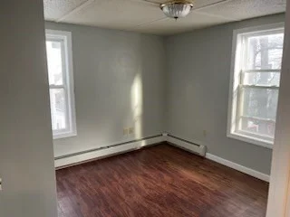 4 bed, 2 bath apartment for rent at 4 Dexter St Unit 2, Haverhill — photo 10 of 17