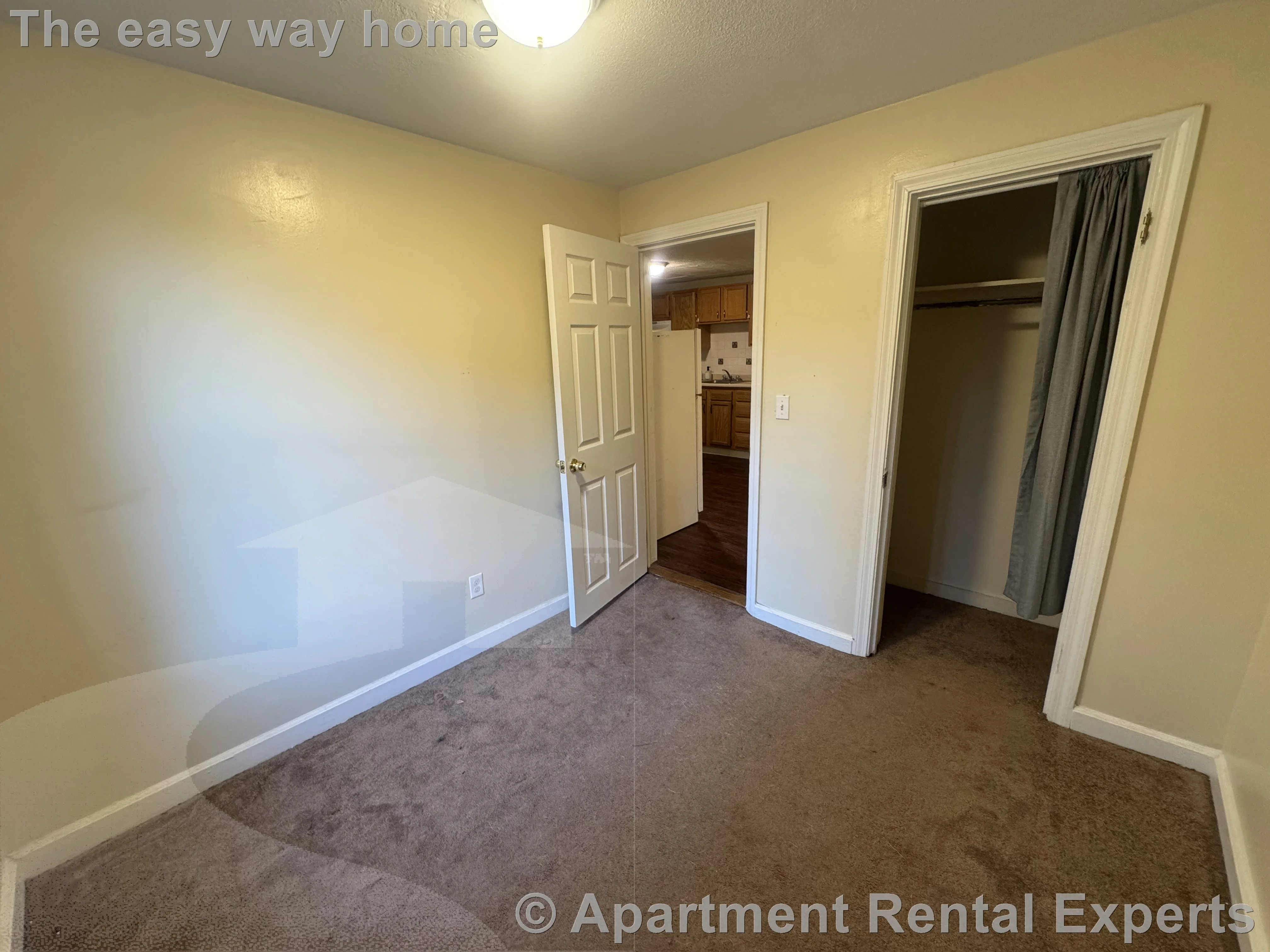 3 bed, 1 bath apartment for rent at 4 Douglass St Unit 1, Central Square — photo 13 of 15