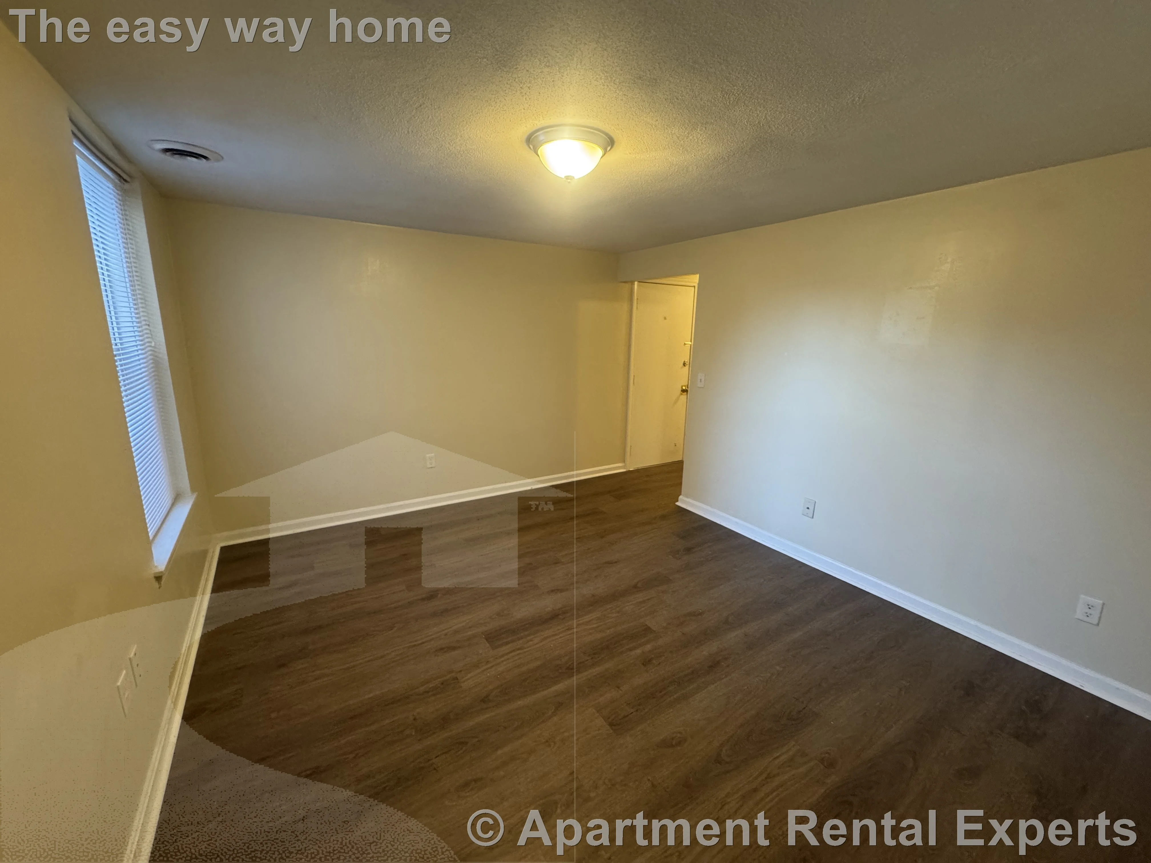 3 bed, 1 bath apartment for rent at 4 Douglass St Unit 1, Central Square — photo 6 of 15