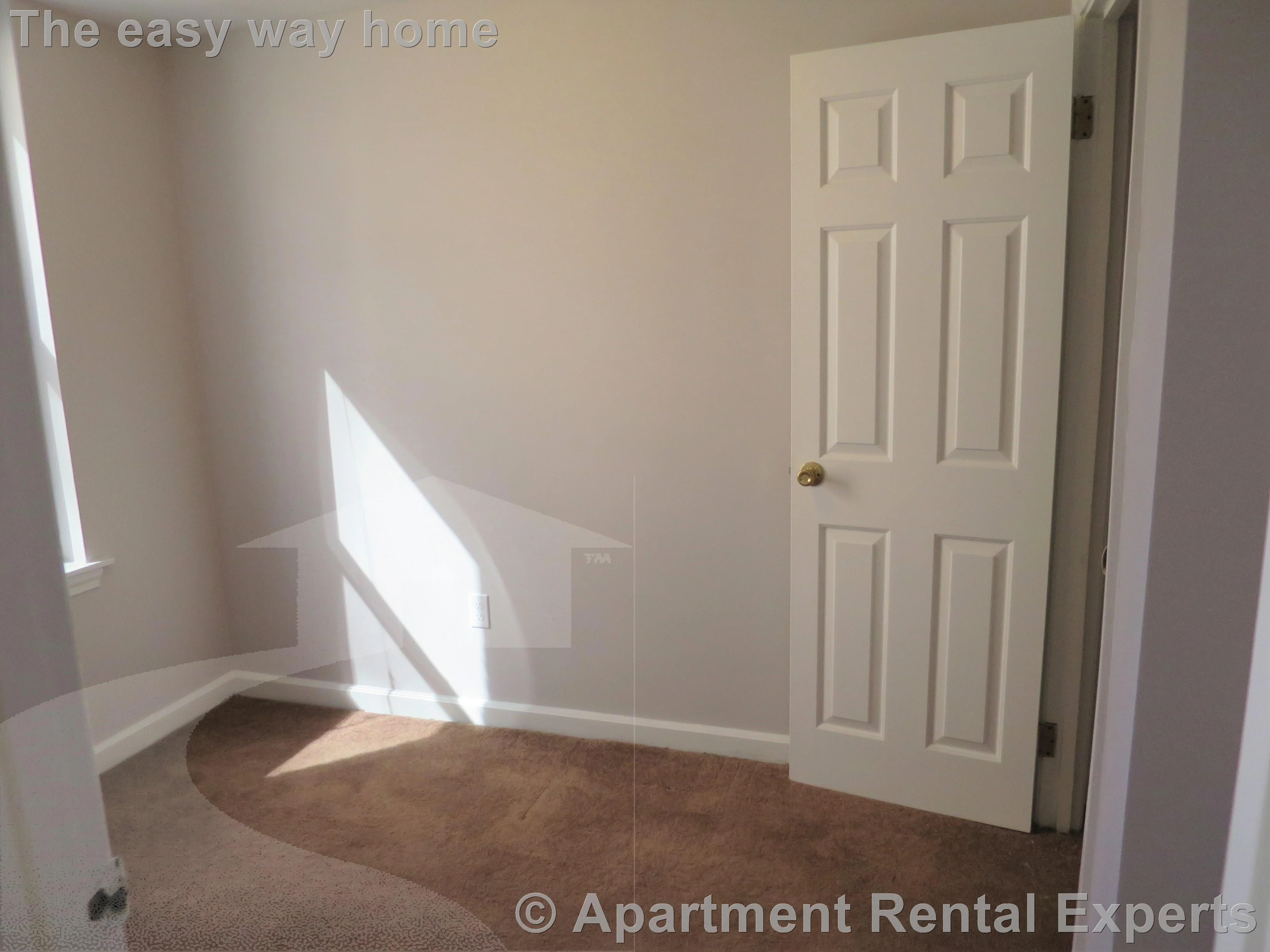 3 bed, 1 bath apartment for rent at 4 Douglass St Unit 2, Central Square — photo 8 of 9