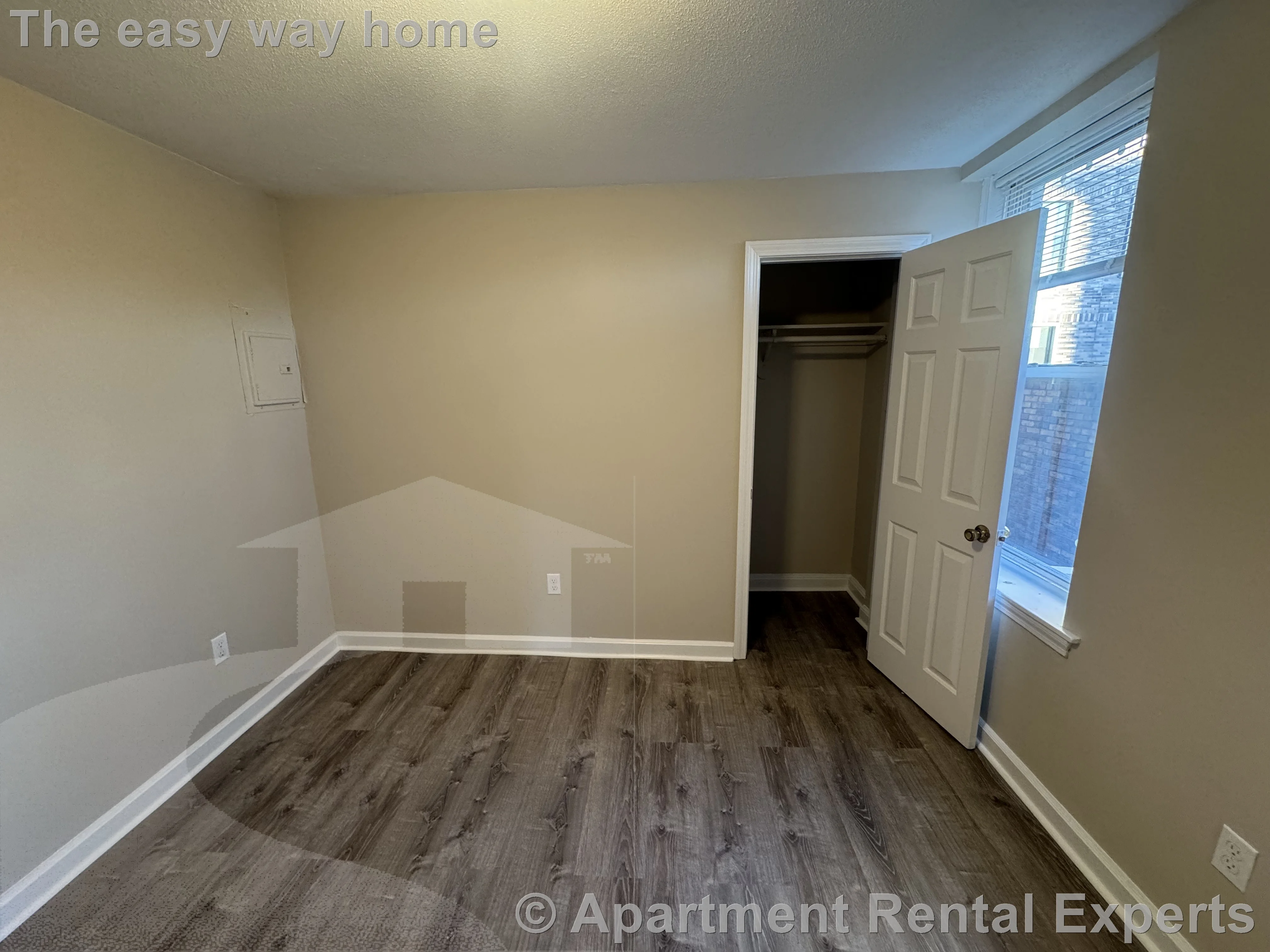 3 bed, 1 bath apartment for rent at 4 Douglass St Unit 2, Central Square — photo 8 of 20