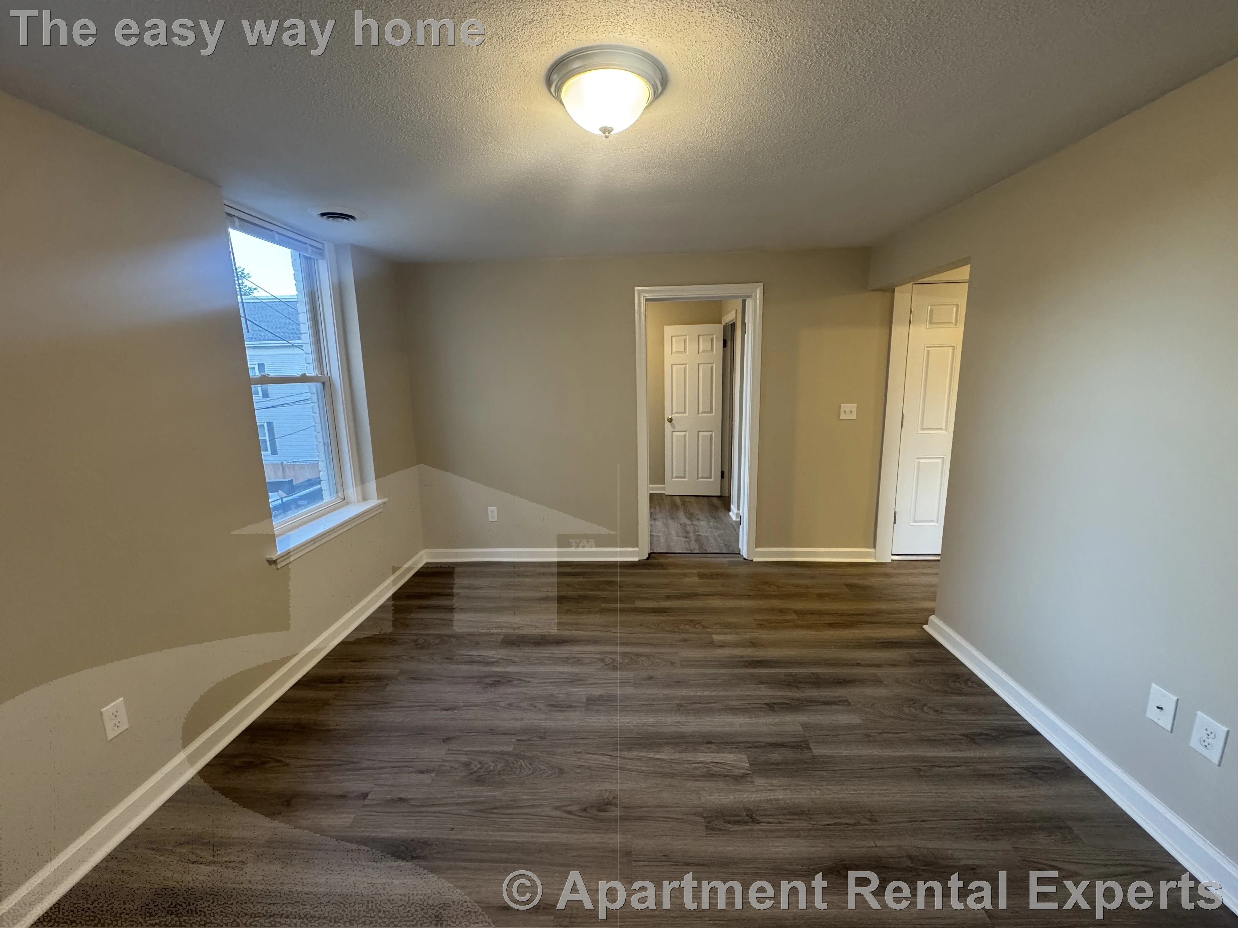 3 bed, 1 bath apartment for rent at 4 Douglass St Unit 2, Central Square — photo 5 of 20