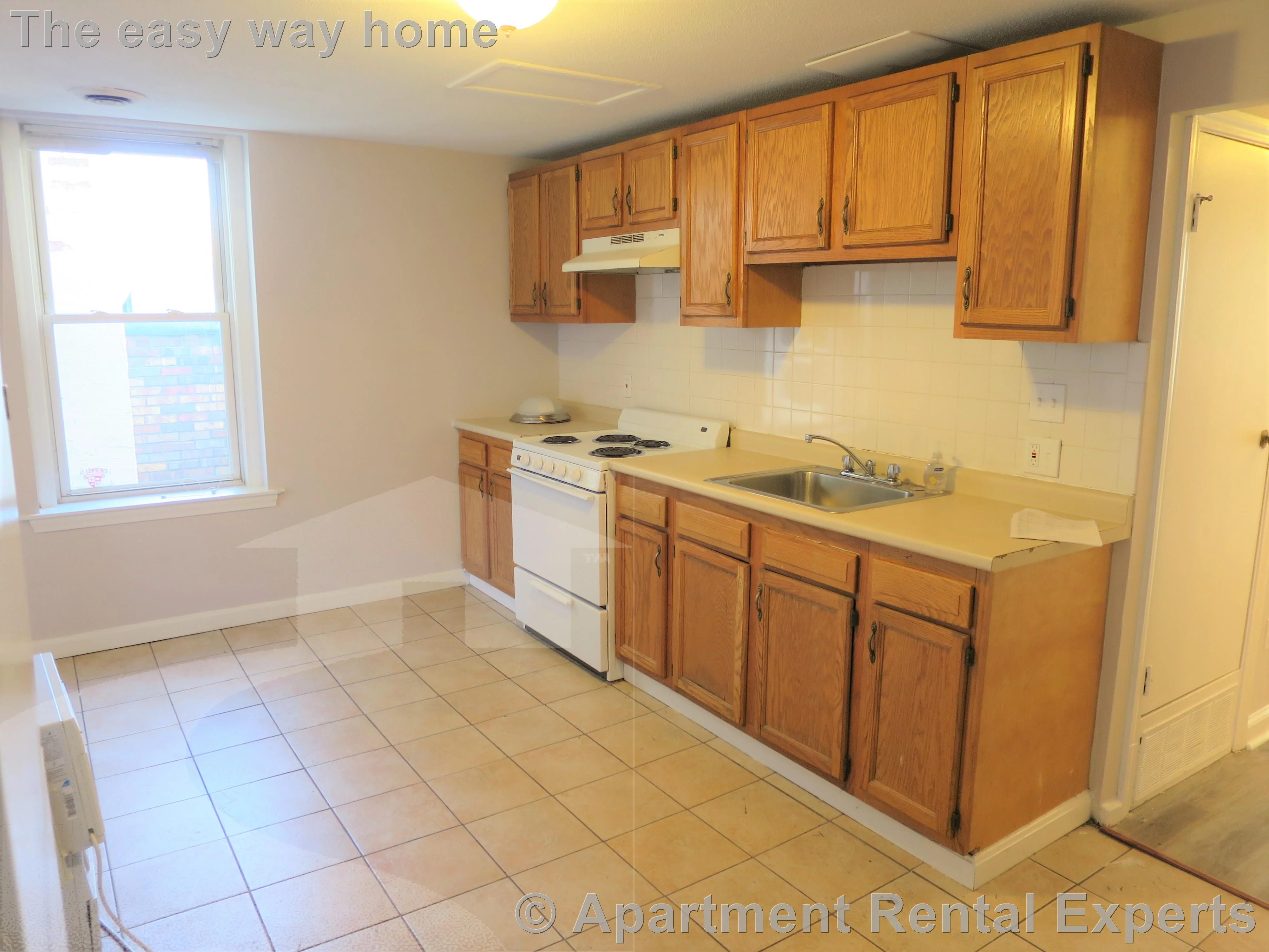3 bed, 1 bath apartment for rent at 4 Douglass St Unit 2, Central Square