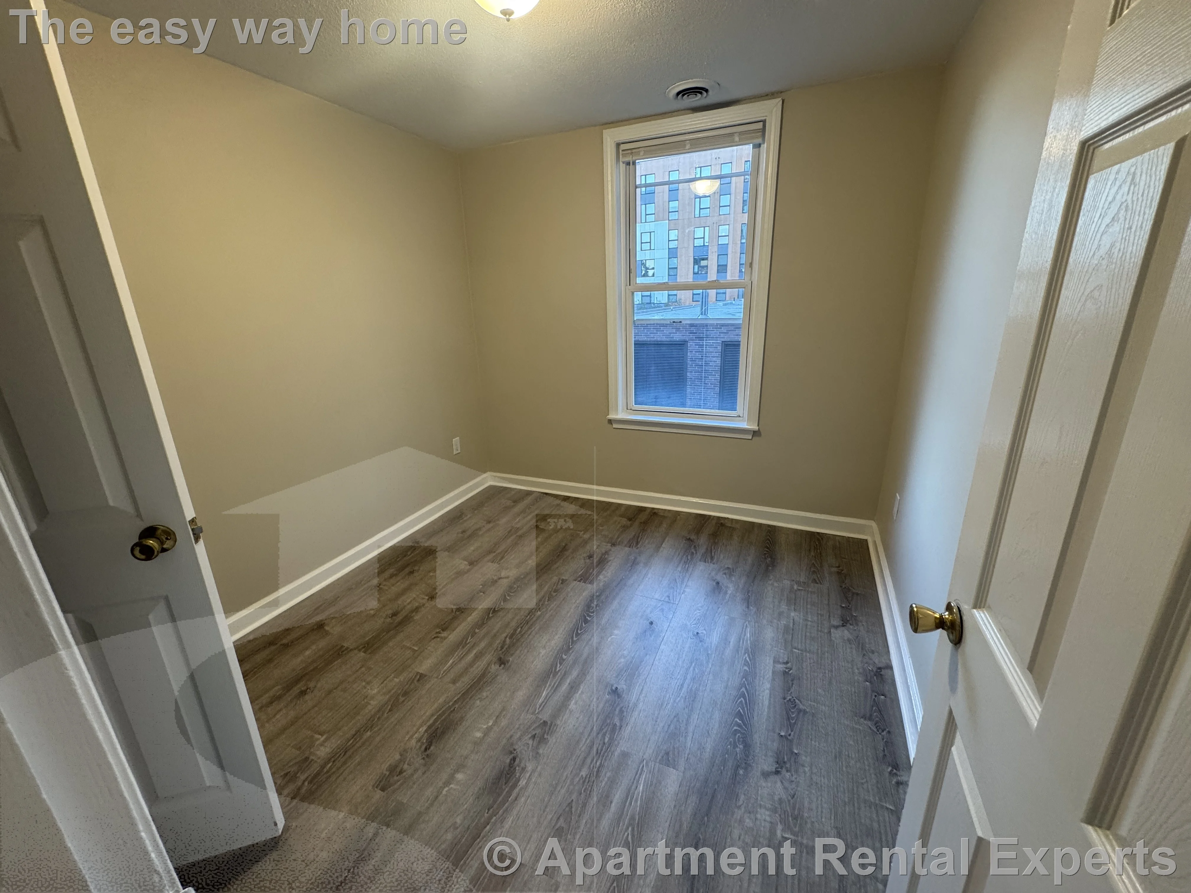 3 bed, 1 bath apartment for rent at 4 Douglass St Unit 2, Central Square — photo 13 of 20