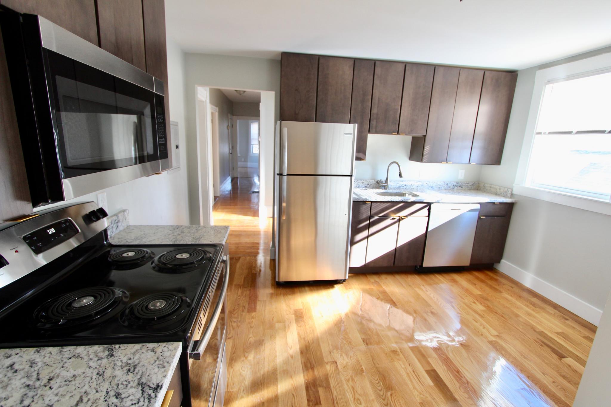 5 bed, 2 bath apartment for rent at 4 Draper St Unit 2, Dorchester