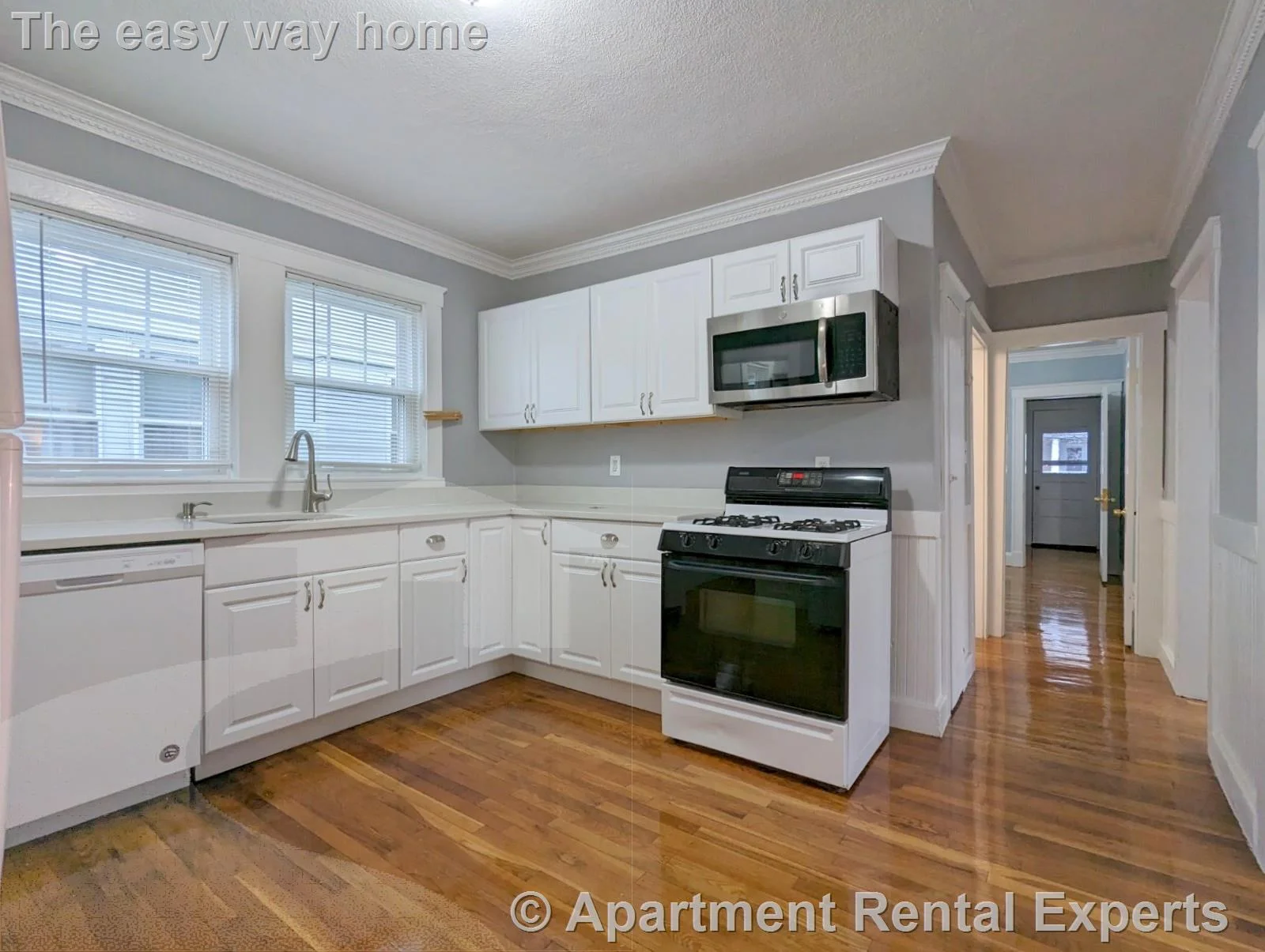 2 bed, 1 bath apartment for rent at 4 Edgar Ct Unit 2, Autumn Hill — photo 2 of 21