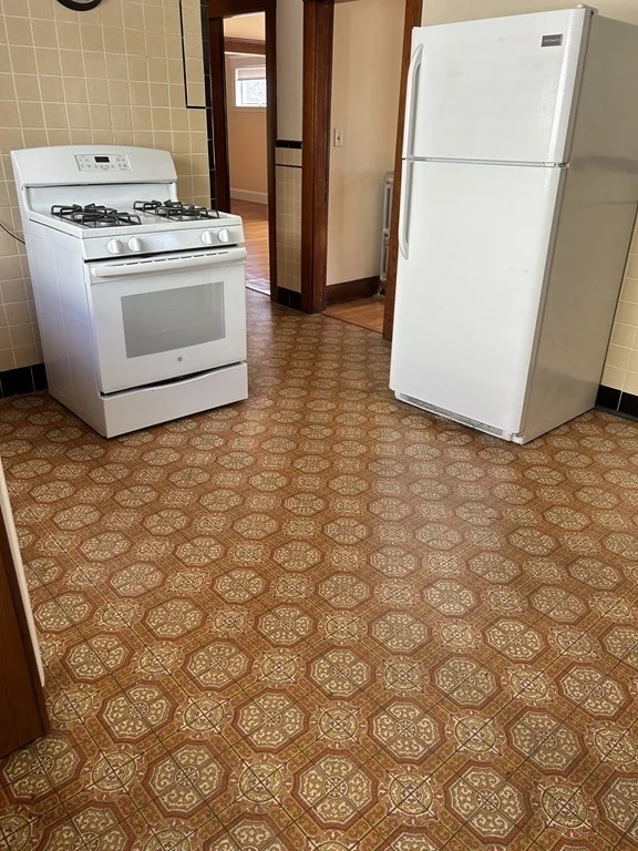 2 bed, 1 bath apartment for rent at 4 Edgar Ter Unit 3/C, Somerville — photo 11 of 12