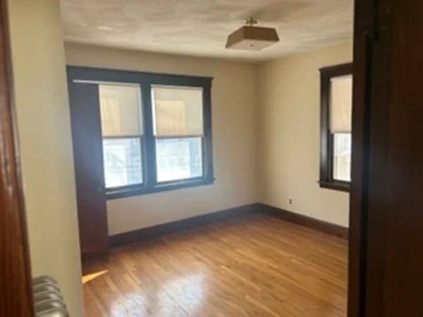 2 bed, 1 bath apartment for rent at 4 Edgar Ter Unit 3, Winter Hill — photo 6 of 13