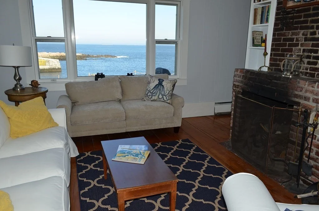4 bed, 2 bath apartment for rent at 4 Edgemere Unit 1, Rockport — photo 9 of 13