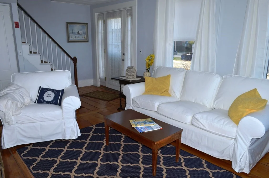 4 bed, 2 bath apartment for rent at 4 Edgemere Unit 1, Rockport — photo 10 of 13
