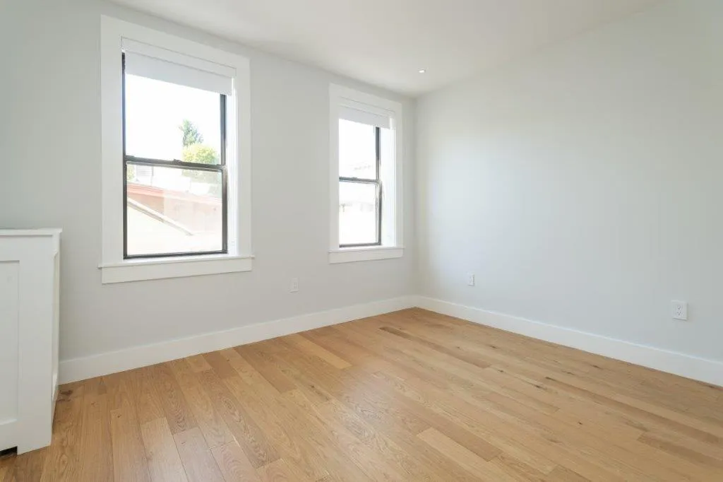 1.5 bed, 1 bath apartment for rent at 4 Elko St Unit 4, Brighton — photo 5 of 10