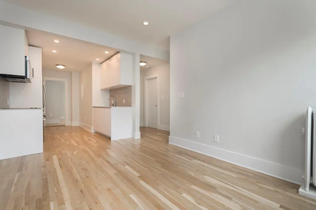 3 bed, 1 bath apartment for rent at 4 Elko St Unit 6, Brighton — photo 4 of 13
