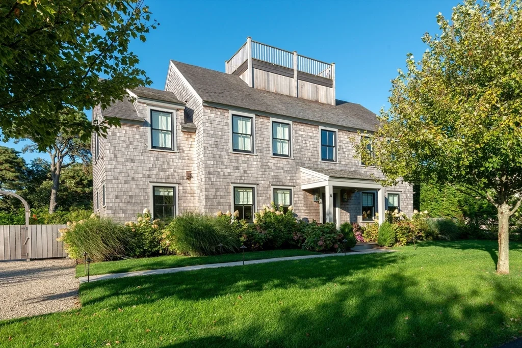 6 bed, 4+ bath apartment for rent at 4 Ellen's Way, Nantucket — photo 16 of 16