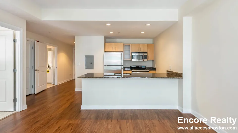1 bed, 1 bath apartment for rent at 4 Emerson Pl Unit 908, West End
