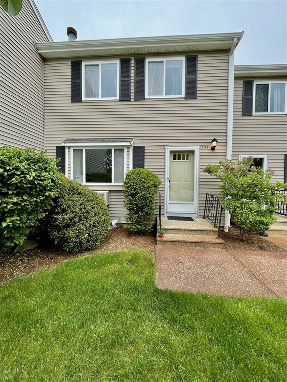 2 bed, 2 bath apartment for rent at 4 Erick Rd Unit 104, Mansfield — photo 2 of 26